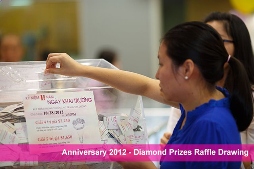9 Diamond Raffle Prizes Anniversary_2012_ (17).jpg